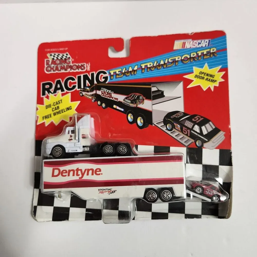94' Racing Champions 1:87 Micro Team Transporter #33 Dentyne With Mini Car